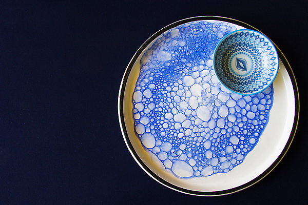 포토 JPG 해외이미지 접시 주방용품 검은배경 사람없음 컵 하이앵글 오브젝트 해외포토 식기 뷰포인트 생활용품 백그라운드 검은색 파일형식 이미지허브