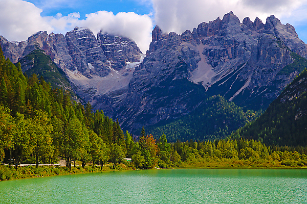 포토 JPG 해외이미지 계절 공원 유럽 호수 여행 자연 하늘 휴가 산 파노라마 사람없음 야외 초록색 물 파란색 반사 계곡 침묵 일몰 봄 이탈리아 연못 숲 알프스 남쪽 뿌연 전국 절정 해외포토 자연요소 공공시설 나라 컬러 촬영기법 노을 소리 방향 생태계 파일형식 이미지허브