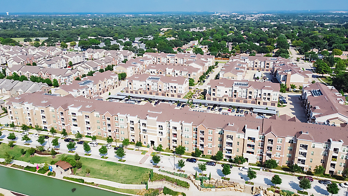 포토 JPG 해외이미지 도로 부동산 아파트 주택 사람없음 건물 물 도시풍경 도시 재산 강가 옥상 운하 콘도 커뮤니티 연립주택 이웃 대여 대출 개발 교외 드론 복잡 조감도 텍사스 해외포토 자연요소 건축물 길 컨셉 교통시설 숙소 풍경 금융 강 미국 파일형식 이미지허브