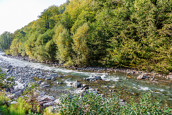포토 JPG 해외이미지 주간 식물 파도 백그라운드 자연 표면 산 풍경 사람없음 야외 초록색 물 강 환경 힘 회색 흐름 개울 떨어짐 내추럴 생태학 폭풍우 해외포토 자연요소 교육 바다 컬러 컨셉 비_날씨 자연재해 생태계 파일형식 이미지허브