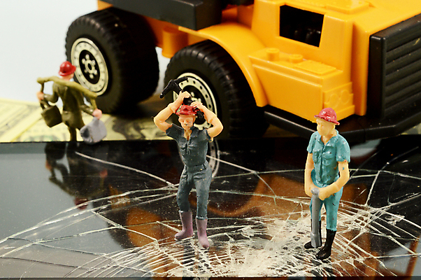 포토 JPG 해외이미지 직업 컨셉 비즈니스 모바일 기술 사람 사람없음 노트북 스마트폰 컴퓨터 알약 디지털 스크린 모니터 장비 터치 과학기술 공구 업무 도움 기술자 엔지니어 수리 고객 서비스 컨설턴트 상담 전자 시스템 고정 문제 공학 해결 유지 계약자 깨짐 돌봄 재주꾼 지원 하드웨어 헬프 해외포토 교육 모션 전자제품 핸드폰 스마트기기 약 도구 작업 전문직 계약 파일형식 이미지허브