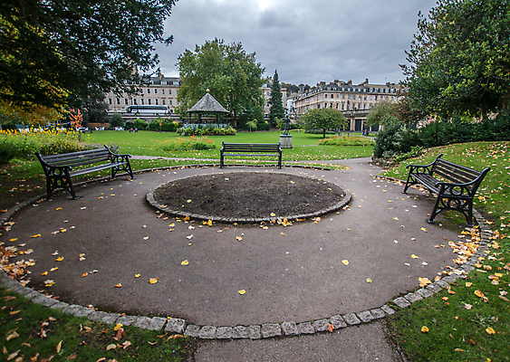 포토 JPG 해외이미지 공원 의자 사람없음 야외 초록색 목욕 도시 해외포토 공공시설 컬러 가구 청결 파일형식 이미지허브