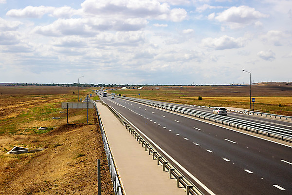 포토 JPG 해외이미지 디자인 도로 길 선 여행 백그라운드 컨셉 교통시설 자동차 벽지 하늘 거리 풍경 사람없음 야외 파란색 우주 환경 운전 자유 고속도로 아스팔트 언덕 속도 길가 루트 방법 선로 스텝 직진 수평선 해외포토 육상교통 컬러 교통 모션 시설 파일형식 이미지허브