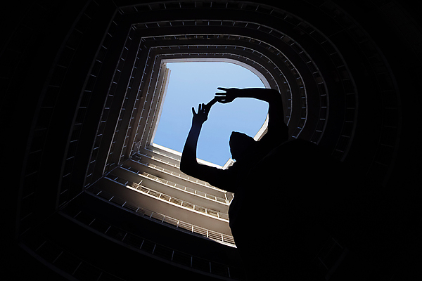 포토 JPG 해외이미지 모양 외관 남자 실루엣 여행 백그라운드 컨셉 비즈니스 건축양식 통신 하늘 아이디어 프레임 세포 그림자 한명 사람 취미 건물 그래픽 스마트폰 핸드폰 여행객 카메라 디지털 도시 원형 아래 사진사 그림 격려 동영상 리듬 명승지 블로거 특별함 해외포토 도형 1 건축물 건축 감정 모션 촬영기법 풍경 전자제품 스마트기기 방향 작가 위치 파일형식 이미지허브