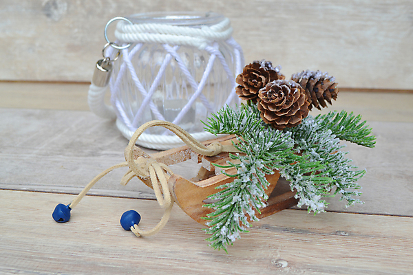 포토 JPG 해외이미지 나무 전통 디자인 계절 행복 리본 백그라운드 크리스마스 겨울 새해 선물 사람없음 목재 장식 빨간색 초록색 빛 장난감 축제 화환 수확 나뭇가지 축하 인사 원형 신용카드 눈송이 12월 심볼 복고 부엉이 위치 상록수 전나무 원뿔 가문비나무 해외포토 도형 식물 기념일 꽃 감정 컬러 컨셉 농업 재료 조류 눈_날씨 금융 예절 날짜 파일형식 이미지허브