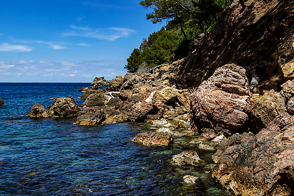 포토 JPG 해외이미지 나무 유럽 바다 섬 여행 하늘 휴가 산 파노라마 풍경 사람없음 초록색 물 파란색 관광지 마을 맑음 만 스페인 지중해 암초 해외포토 자연요소 식물 나라 컬러 날씨 촬영기법 파일형식 이미지허브