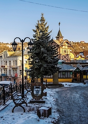 포토 JPG 해외이미지 유럽 여행 겨울 건축양식 거리 사람없음 야외 건물 추위 역사 타운 우크라이나 해외포토 건축물 계절 건축 나라 도시 파일형식 이미지허브