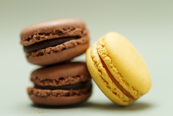 포토 JPG 해외이미지 디저트 실내 사람없음 쌓기 달콤 마카롱 초록배경 해외포토 음식 백그라운드 모션 내부 초록색 맛 파일형식 이미지허브