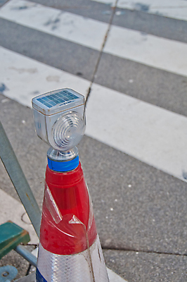 포토 JPG 해외이미지 산업 도로 선 교통시설 거리 경고 안전 사람없음 야외 빛 노란색 줄무늬 장비 금지 도시 업무 보행로 수리 닫기 위험 플라스틱 땅 사인 보안 원뿔 유지 경보 그만 방법 주목 해외포토 도형 길 컬러 교통 컨셉 무늬 모션 재질 작업 시설 파일형식 이미지허브