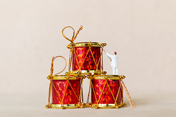 포토 JPG 해외이미지 전통 계절 행복 인형 컨셉 크리스마스 겨울 휴가 노동자 새로움 새해 선물 사람 사람없음 숫자 산타클로스 미니어처 축하 12월 연도 그림 해외포토 직업 문자 기념일 감정 모형 날짜 파일형식 이미지허브