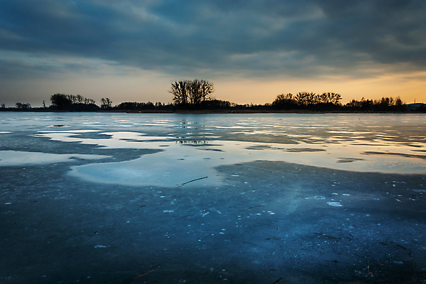 포토 JPG 해외이미지 계절 호수 백그라운드 겨울 자연 하늘 아침 사람없음 야외 물 파란색 빛 강 햇빛 태양 뷰티 반사 일출 얼음 황혼 일몰 새벽 거울 추위 흰색 저수지 저녁 서리 웅덩이 장면 솜털 해외포토 주간 자연요소 컬러 노을 야간 생태계 파일형식 이미지허브