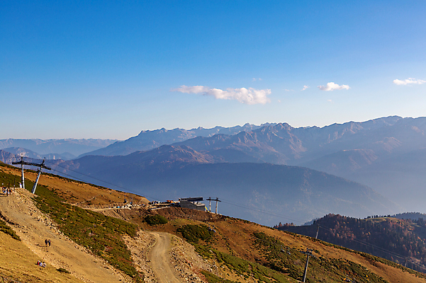 포토 JPG 해외이미지 식물 계절 공원 유럽 여행 백그라운드 자연 하늘 산 풍경 경사 사람없음 야외 뷰티 여행객 환경 등산 가을 바위 땅 언덕 그림 생태계 휴양지 러시아 장면 암초 내추럴 해외포토 공공시설 나라 사람 트래킹 장소 돌_바위 파일형식 이미지허브