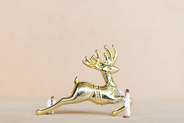 포토 JPG 해외이미지 전통 계절 행복 인형 컨셉 크리스마스 겨울 휴가 노동자 새로움 새해 선물 사람 사람없음 숫자 산타클로스 미니어처 축하 12월 연도 그림 해외포토 직업 문자 기념일 감정 모형 날짜 파일형식 이미지허브