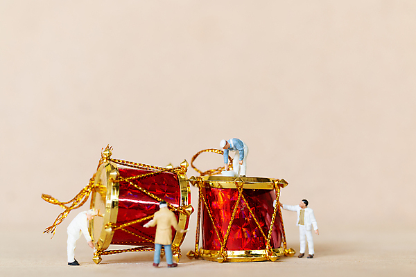 포토 JPG 해외이미지 전통 계절 행복 인형 컨셉 크리스마스 겨울 휴가 노동자 새로움 새해 선물 사람 사람없음 숫자 산타클로스 미니어처 축하 12월 연도 그림 해외포토 직업 문자 기념일 감정 모형 날짜 파일형식 이미지허브