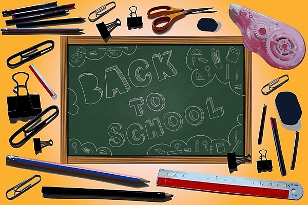 EPS 해외이미지 템플릿 학생 디자인 교육 포스터 종이 어린이 백그라운드 일러스트 배낭 텍스트 교실 학교 자 창조 미술 책 스터디 컬러풀 연필 펜 공책 칠판 기록 그리기 낙서 스케치 심볼 신학기 분필 대학교 크레파스 손그림 환영 엘리먼트 초보 공급 해외일러스트 컬러 가방 모션 문화예술 문구용품 학용품 사람 학습 필기구 초크 파일형식 벡터 이미지허브