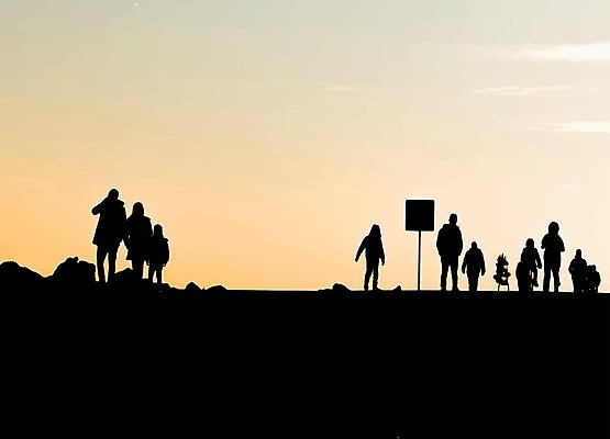 EPS 해외이미지 라이프스타일 여자 남자 행복 실루엣 어린이 여행 백그라운드 일러스트 가족 자연 하늘 성공 아침 휴가 함께함 건강 사람 풍경 성인 야외 여름 청춘 햇빛 태양 일출 일몰 우정 기쁨 자유 그룹 정상 내추럴 무료 해외일러스트 주간 자연요소 계절 감정 컨셉 관계 촬영기법 생활 친구 노을 생태계 파일형식 벡터 이미지허브