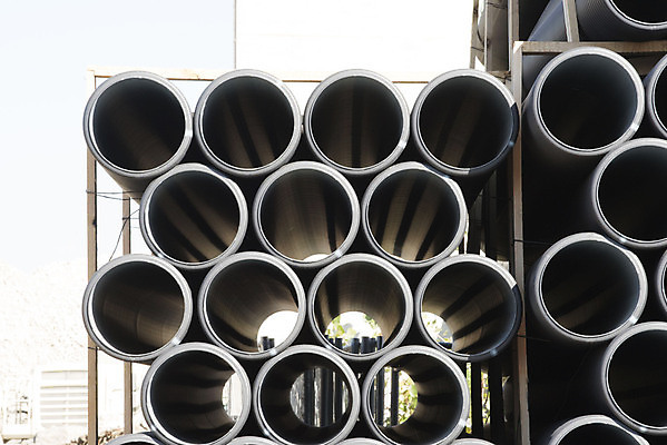 포토 JPG 해외이미지 주간 사람없음 야외 아웃포커스 쌓기 건설현장 수도관 해외포토 자연요소 모션 건설업 촬영기법 파일형식 이미지허브