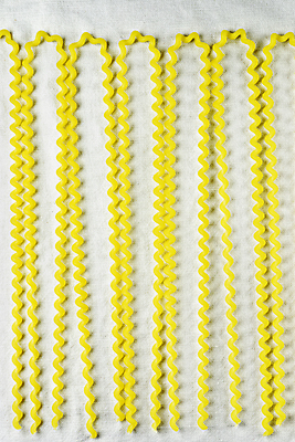 포토 JPG 해외이미지 모양 전통 선 음식 패턴 재료 표면 건조 파스타 건강 요리 사람없음 노란색 요리사 식사 그룹 이탈리아음식 상품 밀 준비 흰배경 질감 날것 점심식사 와인오프너 생식 얇은 정물화 줄서기 탄수화물 해외포토 직업 컬러 백그라운드 무늬 모션 곡류 서양음식 흰색 그림 병따개 파일형식 이미지허브