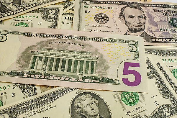 포토 JPG 해외이미지 디자인 종이 백그라운드 컨셉 지폐 돈 비즈니스 성공 사람없음 초록색 금융 쌓기 달러 미국 저축 재산 심볼 오브젝트 사인 투자 상업 흙더미 계산서 대출 빚 고립 세금 엘리먼트 해외포토 컬러 북아메리카 모션 경제 흙 파일형식 더미 이미지허브