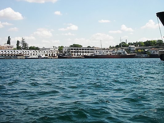 포토 JPG 해외이미지 기념일 무기 바다 교실 휴가 사람 사람없음 물 컬러풀 항구 검은색 축제 축하 깃발 만 보트 수비 군중 5월 손목시계 군용 러시아 해군 육군 닻 명예 러시아인 우크라이나 전국 타격 해외포토 자연요소 서양인 교육 유럽 시계 컬러 컨셉 배_교통 장신구 학교 교통시설 모션 군대 이벤트 날짜 파일형식 이미지허브