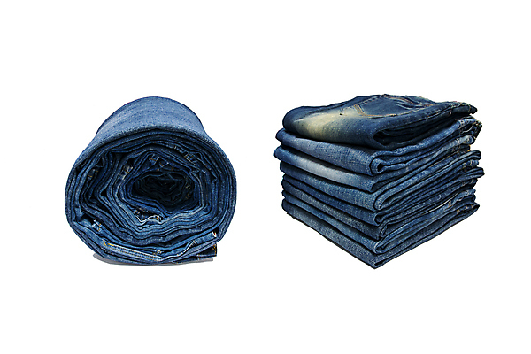 포토 JPG 해외이미지 디자인 옷 여자 남자 선 백그라운드 패턴 바지 새로움 사람없음 장식 파란색 빛 유행 쌓기 어둠 청바지 직물 면 조직 주머니 그늘 묘사 질감 고립 접기 스타일 해외포토 컬러 컨셉 무늬 모션 하의 사람 파일형식 이미지허브