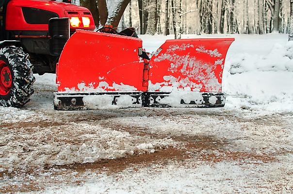 포토 JPG 해외이미지 도로 겨울 자동차 거리 사람없음 야외 장비 땅 청소 발굴 트랙터 청소부 눈치우기 제설 제설기 폭설 눈내림 해외포토 직업 계절 길 육상교통 교통시설 눈_날씨 농기계 자연재해 특수차량 치우기 파일형식 이미지허브