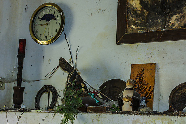 포토 JPG 해외이미지 벽 건축양식 창문 주택 이야기 사람없음 건물 탐험 역사 빌라 천연기념물 발견 떠남 무인 옛날 파멸 해외포토 건축물 건축 컨셉 모션 파일형식 소멸 이미지허브