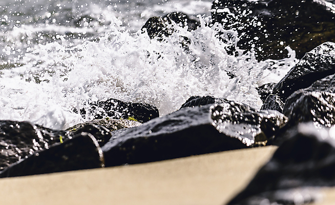 포토 JPG 해외이미지 파도 바다 백그라운드 모션 자연 조류 바람 날씨 휴가 사람없음 야외 물 파란색 뷰티 맑음 검은색 힘 거품 젖음 흰색 만 거친 서핑 떨어짐 위험 큼 크리스탈 분무기 암초 폭풍 단절 힘찬 스플래쉬 해외포토 자연요소 동물 컬러 컨셉 수상스포츠 크기 광석 생태계 파일형식 이미지허브