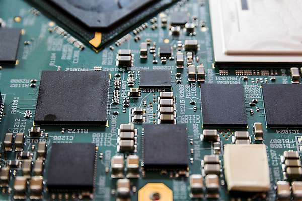 포토 JPG 해외이미지 과학 백그라운드 패턴 부분 사람없음 컴퓨터 과자 상점 금속 힘 침묵 장비 에너지 과학기술 흰색 도자기 자르기 묘사 오브젝트 라디오 순환 반도체 전자 철사 고정 지휘자 공학 감싸기 굴곡 마더보드 변압기 복잡 실리콘 전압 콘덴서 하드웨어 핵심 해외포토 교육 컬러 컨셉 무늬 모션 재질 디저트 기술 전자제품 소리 음악가 파일형식 이미지허브