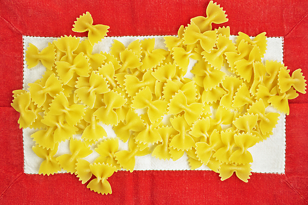 포토 JPG 해외이미지 스튜디오촬영 모양 전통 음식 재료 표면 건조 파스타 건강 요리 사람없음 요리사 식사 식탁보 이탈리아음식 맛 상품 밀 다발 먹기 준비 질감 날것 흙더미 점심식사 생식 정물화 탄수화물 파르팔레 해외포토 직업 컨셉 모션 곡류 서양음식 실내 흙 그림 파스타면 파일형식 더미 이미지허브