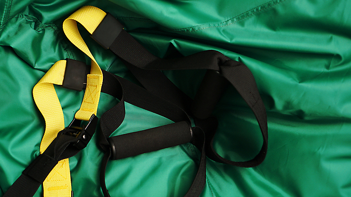 포토 JPG 해외이미지 여자 스포츠 백그라운드 운동화 신체 실내 건강 관리 미소 사람없음 초록색 운동복 운동 숫자 스트레칭 힘 활발 장비 잡기 구부린 소프트포커스 연습 체육관 테이프 노력 스트랩 카피스페이스 해외포토 문자 옷 컬러 신발 컨셉 모션 문구용품 촬영기법 표정 사람 내부 공백 파일형식 이미지허브