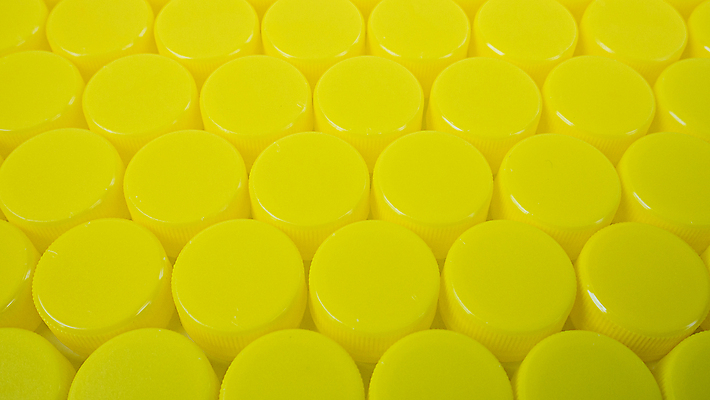 포토 JPG 해외이미지 음료 사람없음 초록색 파란색 노란색 재활용 덮개 마개 오픈 황금 쓰레기 폐기물 정상 플라스틱 거절 인공 캡모자 해외포토 모자_잡화 컬러 컨셉 재질 뚜껑 친환경 파일형식 이미지허브