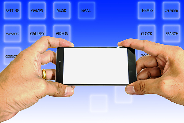 포토 JPG 해외이미지 학생 라이프스타일 디자인 교육 음악 백그라운드 인터넷 비즈니스 탁자 모바일 새로움 사람 사람없음 스마트폰 핸드폰 사무실 파티 디지털 스크린 흰색 키보드 무선전화기 전화기 심볼 전자 슛 머리위 고립 해외포토 컬러 가구 컨셉 문화예술 이벤트 생활 전자제품 스마트기기 파일형식 이미지허브