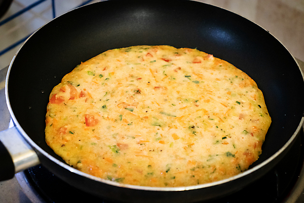 포토 JPG 해외이미지 접시 음식 다이어트 재료 건강 식이요법 요리 사람없음 주방 계란 식사 흰색 시간 레인지 뜨거움 맛 아침식사 정상 난로 밀 버너 매움 브런치 가스 오믈렛 점심식사 부스러기 오트밀 채식주의자 핸드메이드 비건 귀리 해외포토 식기 컬러 컨셉 곡류 알 가전제품 계란요리 난방기 채식 파일형식 이미지허브