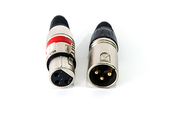 포토 JPG 해외이미지 편집 직업 사람없음 빨간색 디지털 텔레비전 소리 판넬 플러그 전기에너지 연결 합성 전자 오디오 방송 잭 동영상 멀티미디어 구성 녹음기 제어 해외포토 컬러 전자제품 에너지 파일형식 녹음_기록 이미지허브