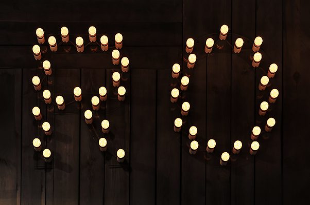 포토 JPG 해외이미지 디자인 알파벳 기념일 행복 벽 결혼 크리스마스 2 전구 추상 새로움 주택 사랑 타이포그라피 사람없음 내부 목재 장식 빛 숫자 노란색 검은색 수확 달력 흰색 하트 축하 편지 연도 사인 복고 O R 연소 광 다락방 힙스터 세련 해외포토 모양 나무 문자 영어 패션 감정 컬러 컨셉 무늬 농업 재료 이벤트 건물 파일형식 이미지허브