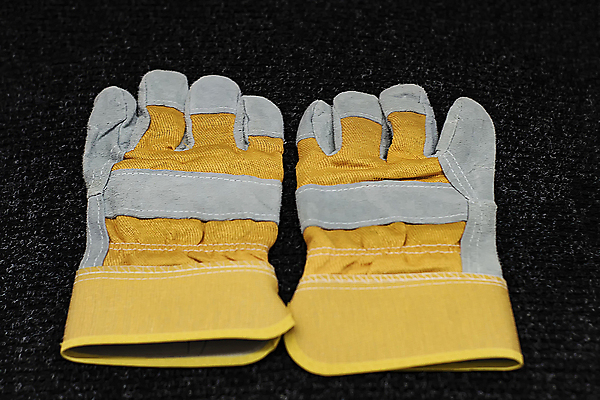 포토 JPG 해외이미지 직업 손 옷 산업 얼굴 장갑 백그라운드 유리 노동자 가면 안전 사람 사람없음 빨간색 갈색 노란색 금속 검은색 장비 과학기술 공구 직물 업무 뜨거움 쌍 그룹 보호 오브젝트 니트 질감 보안 고무 공학 용접공 해외포토 잡화 교육 컬러 컨셉 상의 재질 기술 신체부위 도구 작업 파일형식 이미지허브