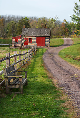포토 JPG 해외이미지 식물 길 여행 백그라운드 밭 농업 벤치 자국 자연 하늘 주택 사람없음 야외 건물 빨간색 초록색 농작물 농장 마을 환경 봄 하이킹 수확 시골 숲 땅 외양간 밭일 흙길 해외포토 건축물 계절 산업 컬러 의자 레저 흙 생태계 파일형식 이미지허브