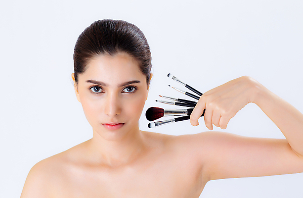 포토 JPG 해외이미지 모델 손 여자 행복 아시아 얼굴 백그라운드 건강 한명 사람 동양인 성인 치료 뷰티 화장품 흰색 신선 잡기 붓 화려 우아함 가루 볼터치 피부 피부관리 만들기 내추럴 고립 돌봄 스타일리스트 완벽 많음 해외포토 1 감정 나라 컬러 컨셉 의학 모션 인종 신체부위 화장 파일형식 이미지허브