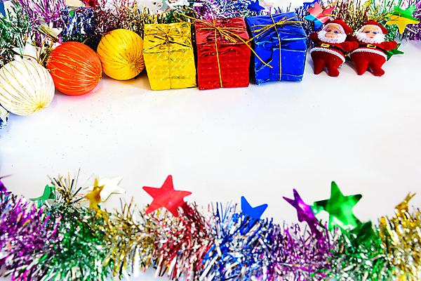 포토 JPG 해외이미지 전통 계절 백그라운드 크리스마스 겨울 공 추상 휴가 새해 사람없음 장식 가로 빨간색 초록색 빛 컬러풀 우주 축제 장식볼 흰색 나뭇가지 그룹 황금 상록수 노엘 여의주 해외포토 나무 기념일 컬러 무늬 파일형식 이미지허브