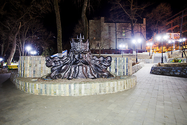 포토 JPG 해외이미지 캐릭터 남자 얼굴 파도 바다 백그라운드 컨셉 수염 미술 사람없음 물 조각상 힘 왕 심볼 콧수염 사인 코 러시아 신화 공상 청동 그리스인 로마인 여신 옛날 해왕성 힘찬 해외포토 자연요소 서양인 유럽 문화예술 사람 인종 신체부위 조형물 행성 파일형식 이미지허브