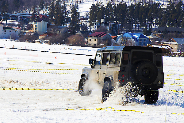 포토 JPG 해외이미지 도로 스포츠 여행 백그라운드 겨울 교통시설 자국 자동차 자연 하늘 산 풍경 사람없음 야외 운전 시골 바퀴 숲 땅 속도 타이어 먼지 지역 짐차 모터 방법 비포장도로 선로 오프로드 원정 자동 조지아 집회 해외포토 계절 길 육상교통 교통 모션 시설 생태계 동유럽 파일형식 이미지허브