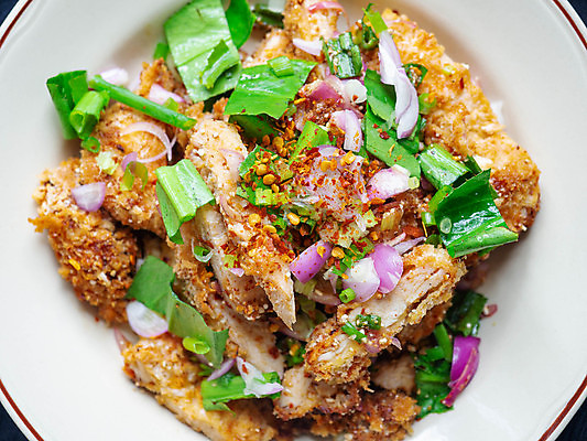 포토 JPG 해외이미지 접시 아시아 음식 백그라운드 잎 다이어트 가족 태국 건강 육류 요리 동양인 사람없음 주방 식당 식사 저녁식사 치킨 샐러드 튀김 흰색 그릴 매움 성분 점심식사 길거리음식 태국음식 핸드메이드 해외포토 식물 식기 나라 컬러 식재료 관계 주방용품 인종 상점 맛 닭고기요리 동양음식 파일형식 이미지허브