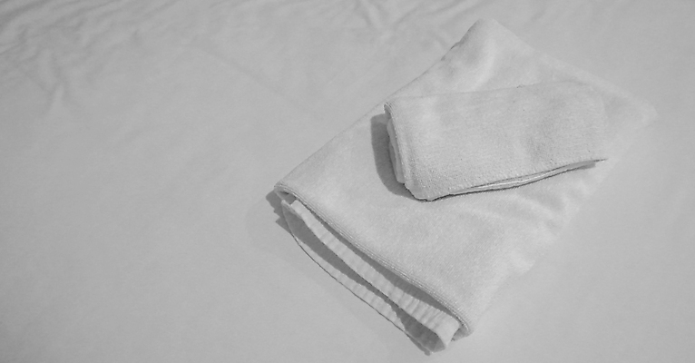 포토 JPG 해외이미지 직업 옷 꽃 백그라운드 비즈니스 침구 호텔 휴식 주택 실내 사람없음 내부 빛 수건 쌓기 스파 공백 침실 방 흰색 침대 직물 신선 면 업무 고급 빨래 담요 오브젝트 서비스 휴양지 질감 부드러움 시트 여관 위생관리 접기 호스텔 안락 해외포토 식물 컬러 가구 컨셉 가사 모션 숙소 관리 건물 위생용품 장소 작업 감각 파일형식 이미지허브