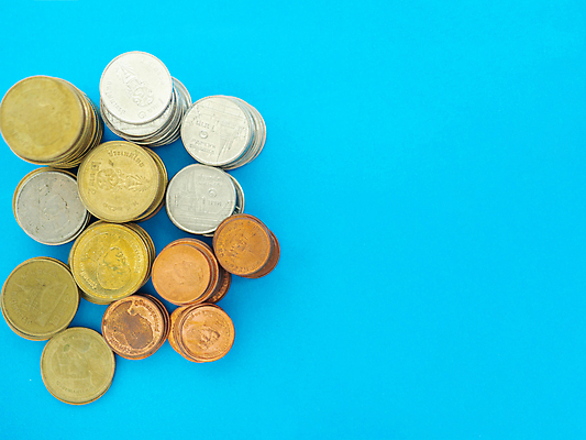 포토 JPG 해외이미지 백그라운드 컨셉 돈 비즈니스 성공 사람없음 금융 경제 반사 쌓기 달러 탑 금속 동전 저축 성장 변화 시장 재산 주식 위험 투자 이익 파운드 보물 계산서 진행 계좌 세금 센트 수입 업그레이드 예산 비용 해외포토 건축물 모션 재질 파일형식 이미지허브