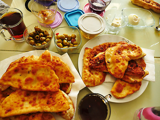 포토 JPG 해외이미지 전통 접시 영어 음식 빵 아침 영국 육류 돼지고기 요리 사람없음 계란 식사 튀김 신선 소시지 아침식사 굽기 가득함 토스트 베이컨 노른자 해로움 해외포토 주간 문자 식기 유럽 컨셉 식재료 알 가공식품 구이 파일형식 이미지허브