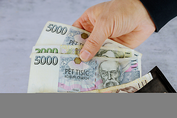 포토 JPG 해외이미지 유럽 종이 지폐 돈 비즈니스 사람없음 금융 경제 저축 지갑 재산 구매 상업 체코 가치 계산서 월급 대출 공화국 매각 수입 해외포토 나라 쇼핑 파일형식 이미지허브