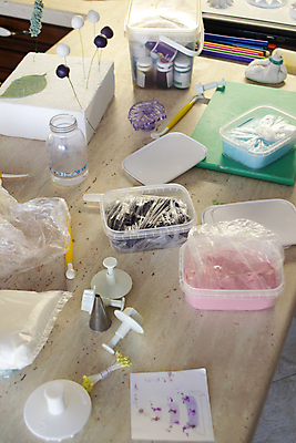 포토 JPG 해외이미지 모양 꽃 음식 분홍색 디저트 파스타 실내 발렌타인데이 사랑 요리 사람없음 장식 장미 쿠키 케이크 주방 얼음 흰색 공구 하트 축하 그룹 달콤 플라스틱 설탕 자르기 집중 반죽 만들기 밀가루 모음 손질 곰팡이 그런지 땅파기 수목 지원 커터 페스츄리 프로스팅 해외포토 자연요소 식물 감정 빵 컬러 컨셉 모션 데이이벤트 재질 서양음식 내부 도구 맛 가루 제빵 파일형식 이미지허브