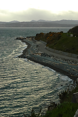 포토 JPG 해외이미지 도로 파도 바다 여행 곡선 교통시설 자연 하늘 바람 휴가 산 사람없음 야외 초록색 물 여행객 환경 운전 만 고속도로 황무지 언덕 장면 암초 굴곡 루트 해외포토 자연요소 길 선 컬러 교통 모션 날씨 사람 시설 생태계 파일형식 이미지허브