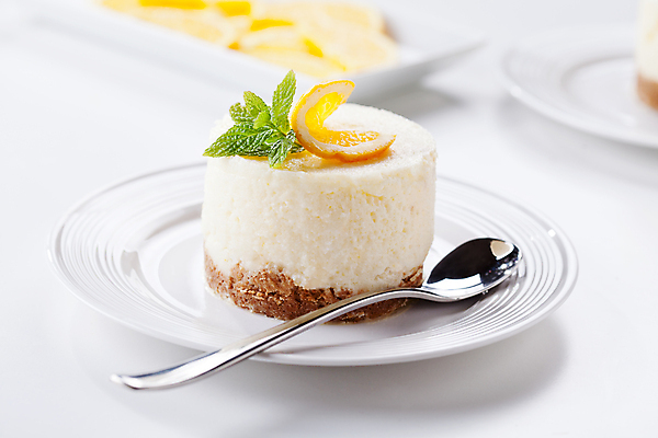 포토 JPG 해외이미지 음식 조각 오렌지 과일 디저트 실내 요리 사람없음 초록색 컬러풀 노란색 쿠키 검은색 흰색 달콤 설탕 민트 크림 유기농 바닐라 크림치즈 페스츄리 핸드메이드 해외포토 웰빙 빵 컬러 치즈 내부 맛 허브 파일형식 이미지허브